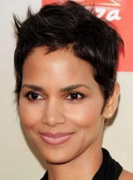 Fryzura halle berry