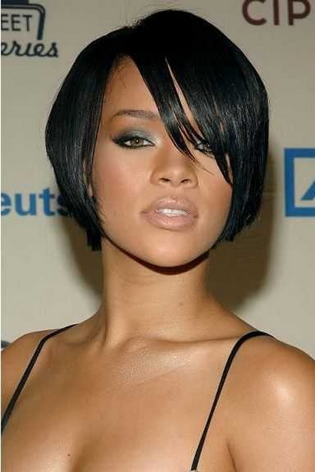 Rihanna fryzura