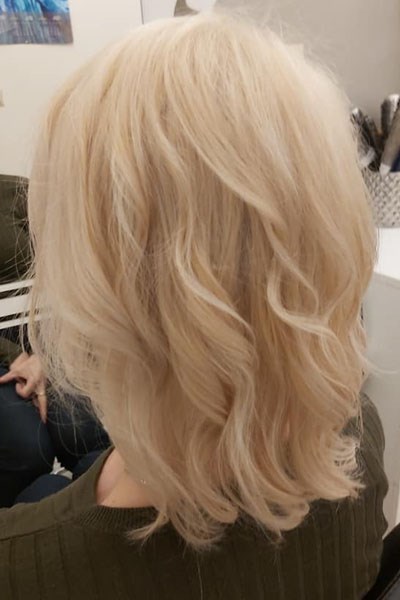 Blond fryzury 2021