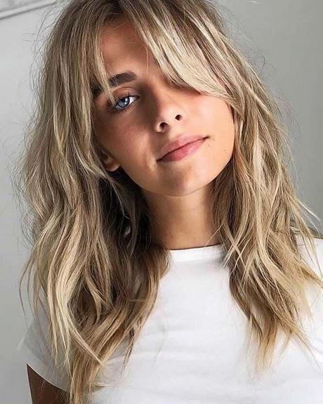 Fryzury na jesien 2021