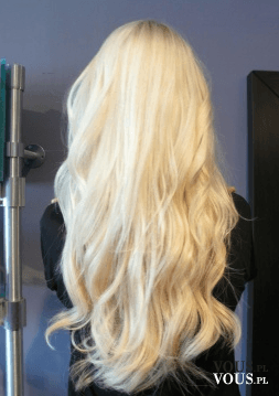 Blond włosy długie