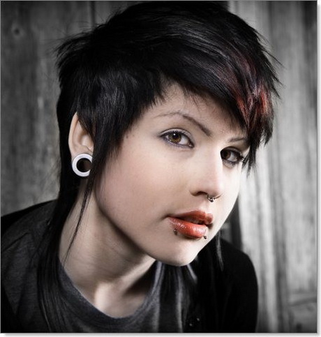 Fryzura emo krótka