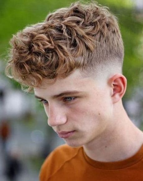 Modne fryzury dla nastolatek 2022