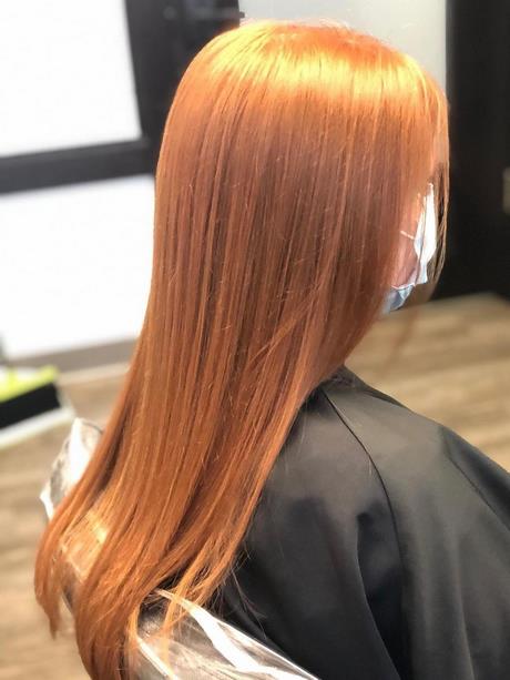 Kolory włosów na jesień 2021