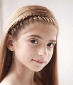 Fryzura dla dziewczynki krótkie włosy