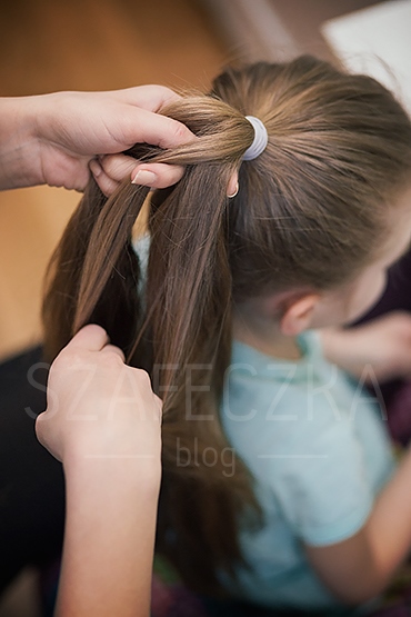 Szybkie fryzury dla dziewczynki