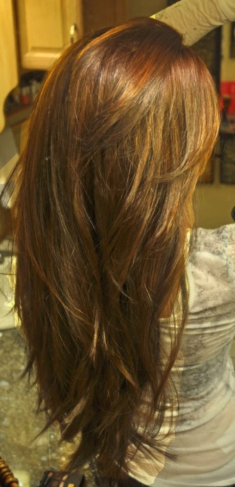 Cieniowanie włosów długich