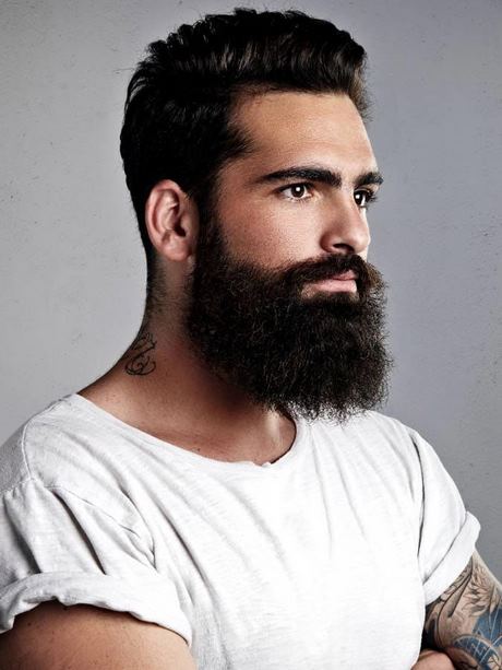 Męskie fryzury z brodą