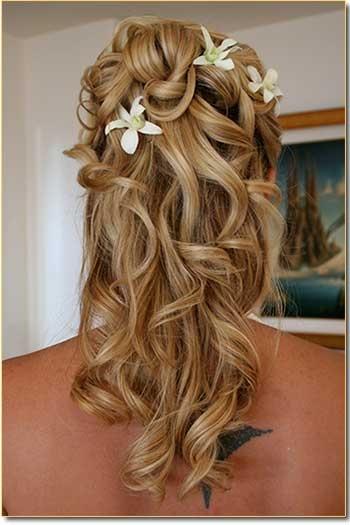 Fryzury damskie długie włosy na wesele