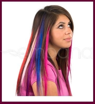 Kolorowe pasma włosów