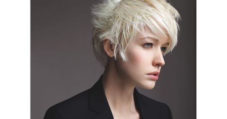 Krótkie fryzury dla cienkich blond włosów